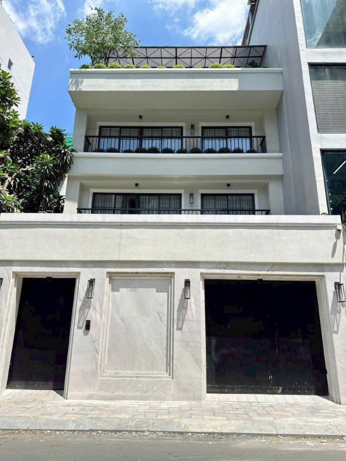 Bán nhà mặt tiền đường Nguyễn Văn Thủ quận 1