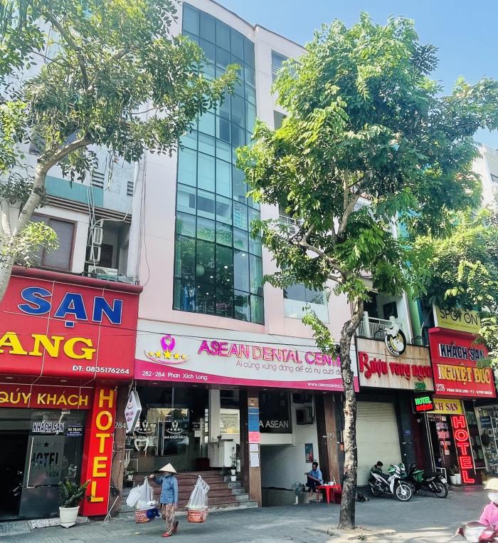 Cho thuê nhà mặt tiền đường Phan Xích Long