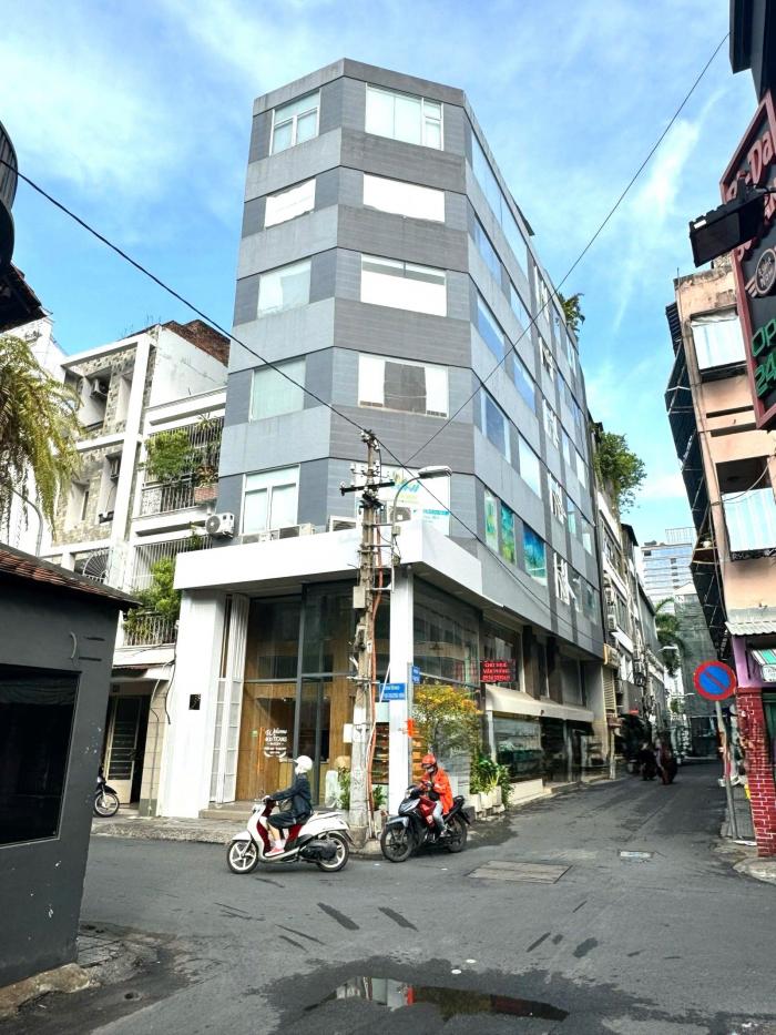 Tòa nhà cho thuê mặt tiền 47Bis Huỳnh Khương Ninh Quận 1