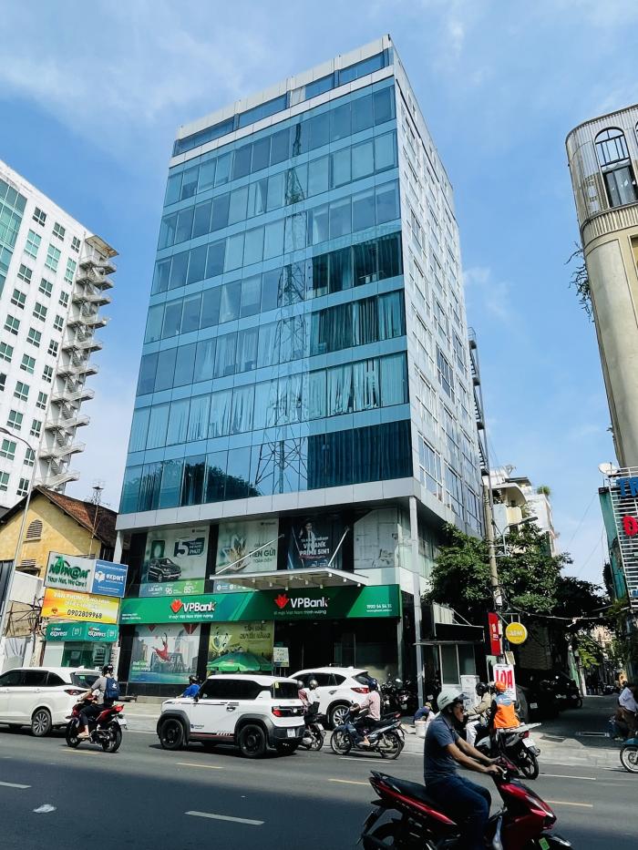 Tòa nhà cho thuê mặt tiền 10A Nguyễn Thị Minh Khai Quận 1