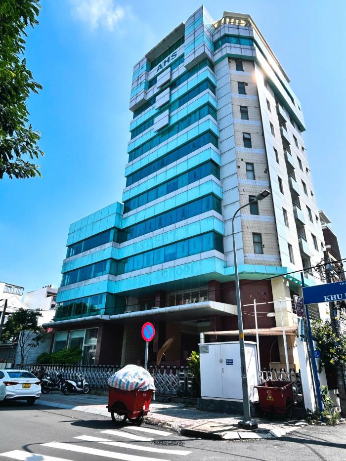 Tòa nhà cho thuê góc 2 mặt tiền 29-31 Trần Nhật Duật Quận 1