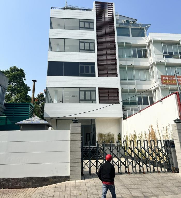Cho thuê tòa nhà mặt tiền đường Thảo Điền