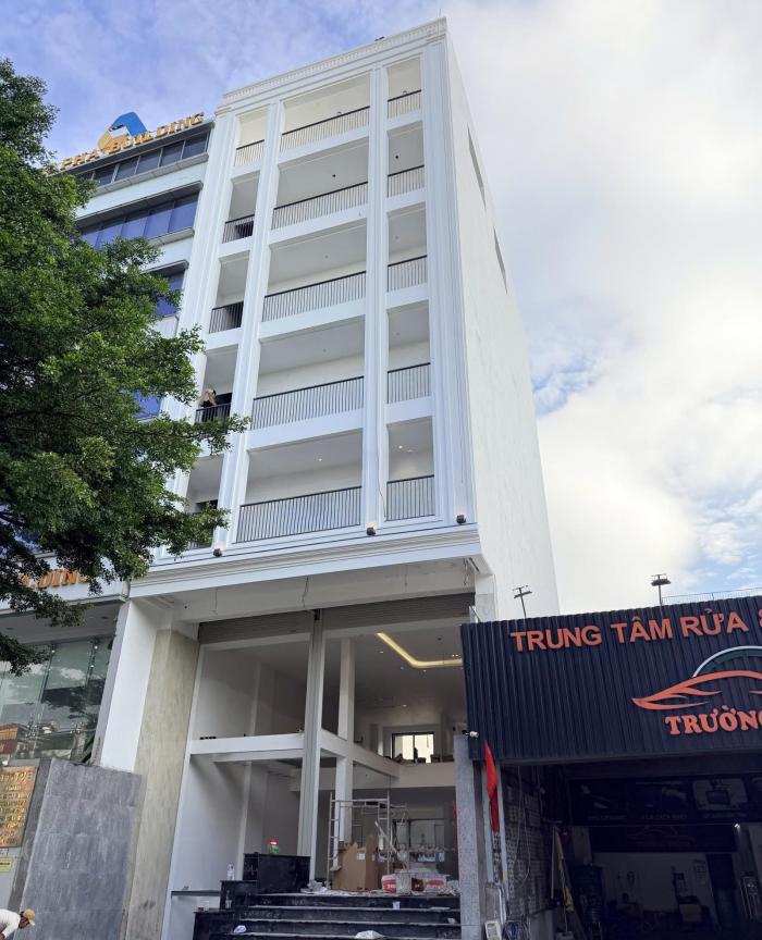 Tòa nhà cho thuê đường Trương Văn Bang Quận 2