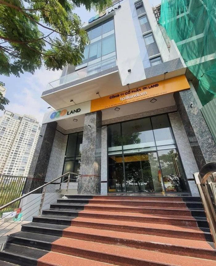 Tòa nhà cho thuê mặt tiền số 17 đường Trần Quý Kiên Quận 2