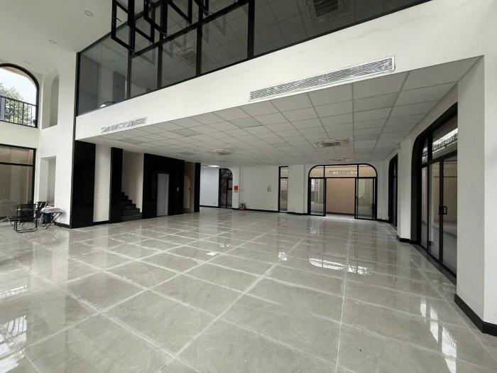 Tòa nhà cho thuê mặt tiền Lê Hiến Mai P. Thạnh Mỹ Lợi Quận 2