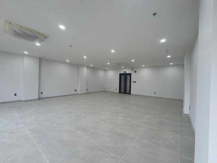 Tòa nhà cho thuê mặt tiền 72 Nguyễn Văn Kỉnh Quận 2