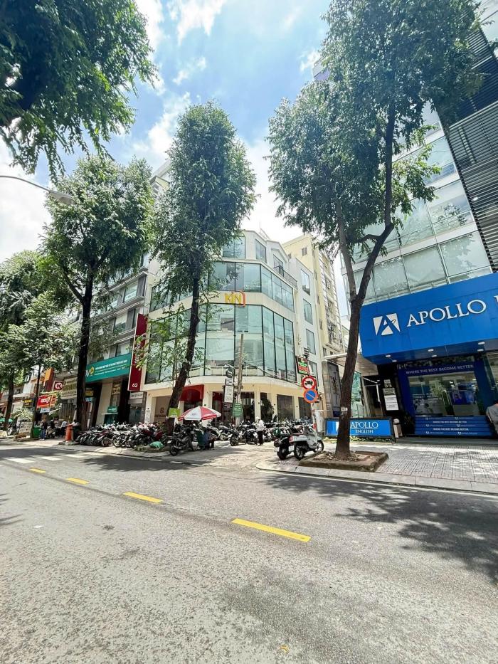 Tòa nhà cho thuê góc 2 mặt tiền 62 Phạm Ngọc Thạch Quận 3
