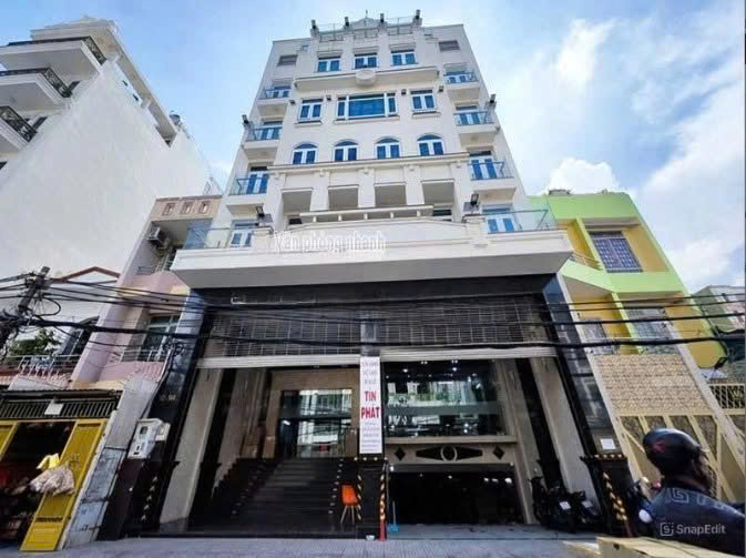 Tòa nhà cho thuê mặt tiền 142-144-146 Phạm Phú Thứ Quận 6