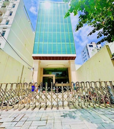 Cho thuê tòa nhà đường Nguyễn Thị Thập