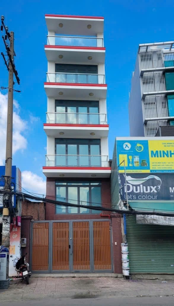 Tòa nhà cho thuê mặt tiền 189 Nguyễn Xí Quận Bình Thạnh