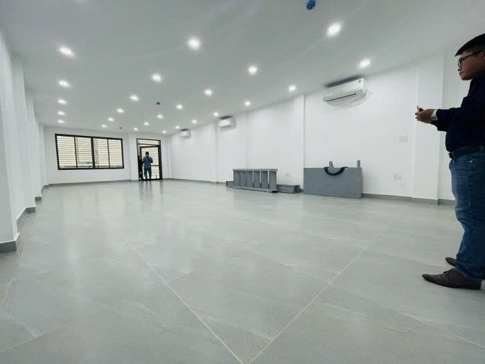 Tòa nhà cho thuê 2C13 Trường Sa Quận Bình Thạnh