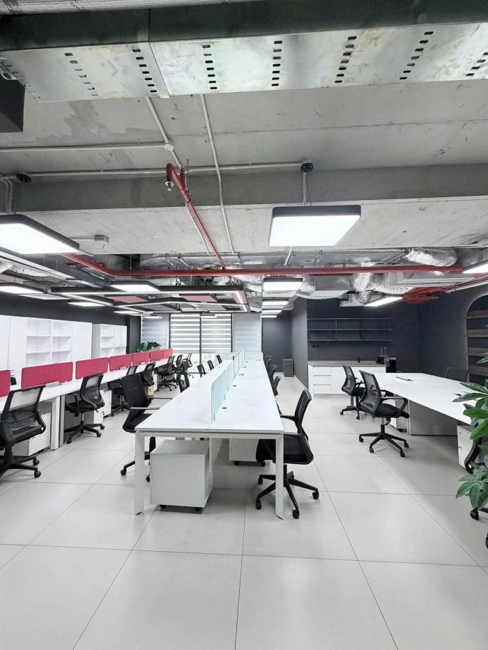 Tòa nhà cho thuê mặt tiền đường Nguyễn Hữu Cảnh Quận Bình Thạnh