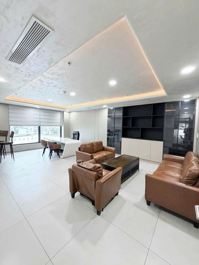 Tòa nhà cho thuê mặt tiền đường Nguyễn Hữu Cảnh Quận Bình Thạnh