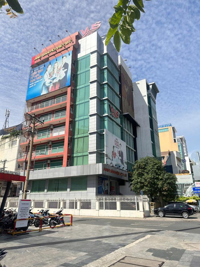 Tòa nhà mặt tiền Cộng Hòa Tân Bình gần sân bay