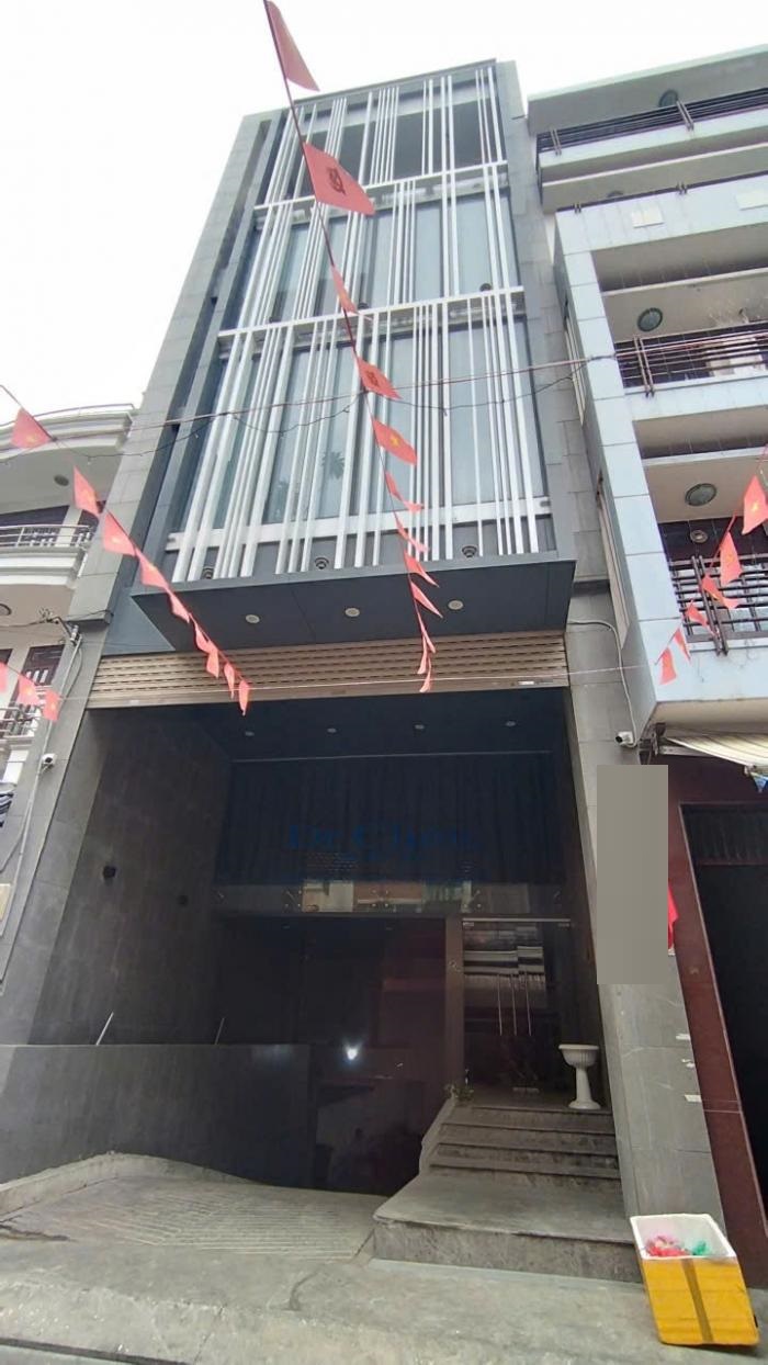 Tòa nhà cho thuê đường Hoàng Hoa Thám Quận Tân Bình