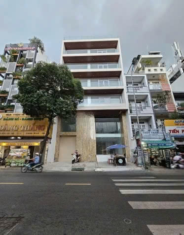 Tòa nhà cho thuê mặt tiền 75 77 79 Phổ Quang Quận Tân Bình