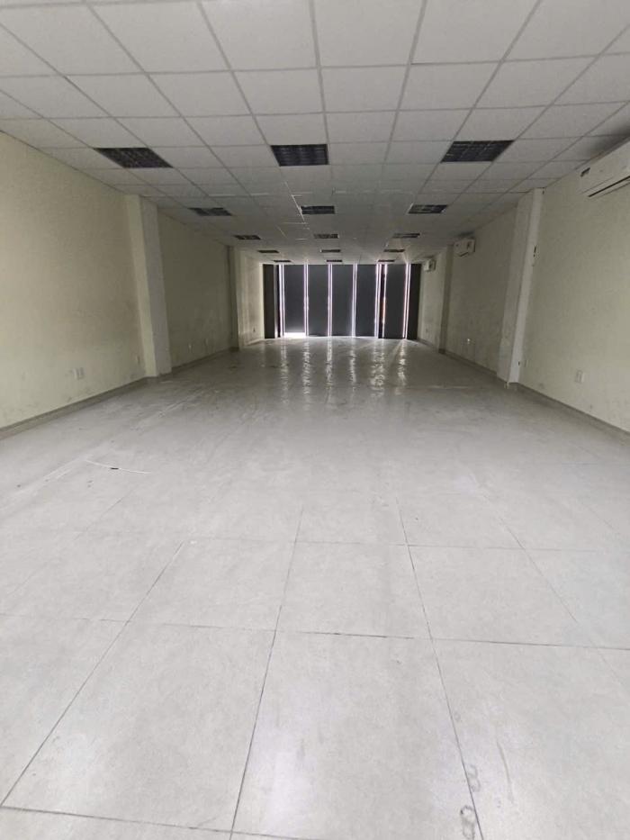 Tòa nhà cho thuê hẻm 127 đường Hoàng Hoa Thám Quận Tân Bình