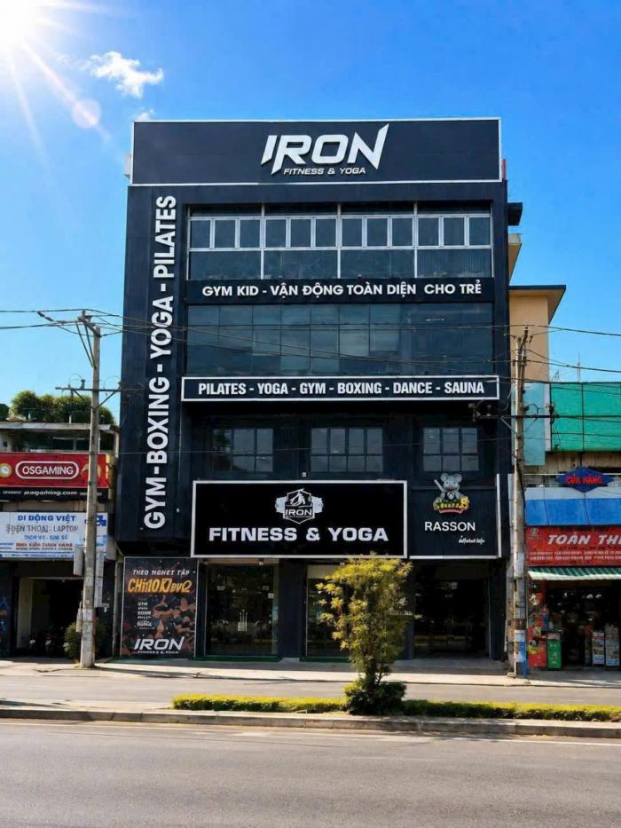 Tòa nhà cho thuê mặt tiền 741 Lý Thường Kiệt Quận Tân Bình