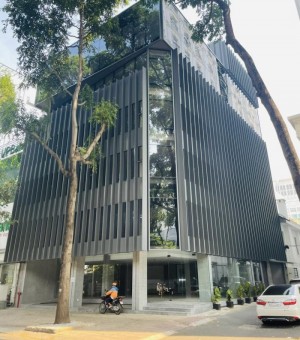 Cho thuê tòa nhà mới xây đường Phạm Ngọc Thạch quận 3