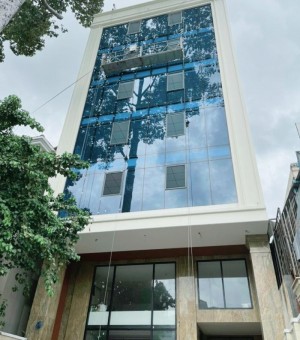 Cho thuê toà nhà mới xây mặt tiền đường Trường Sơn