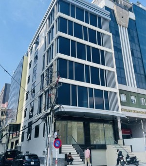 Cho thuê tòa nhà 2 mặt tiền đường Điện Biên Phủ
