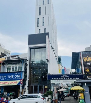 Cho thuê tòa nhà đường Phan Đình Phùng