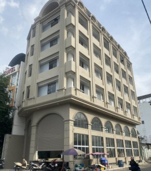 Cho thuê tòa nhà đường Lê Trọng Tấn